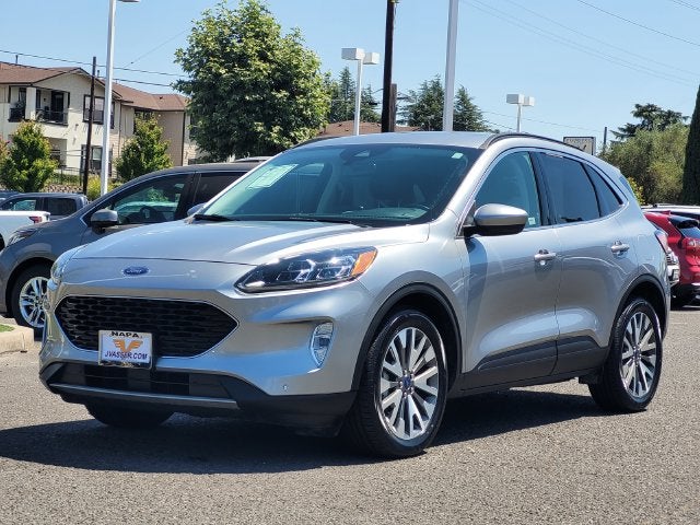 2022 Ford Escape Hybrid Titanium