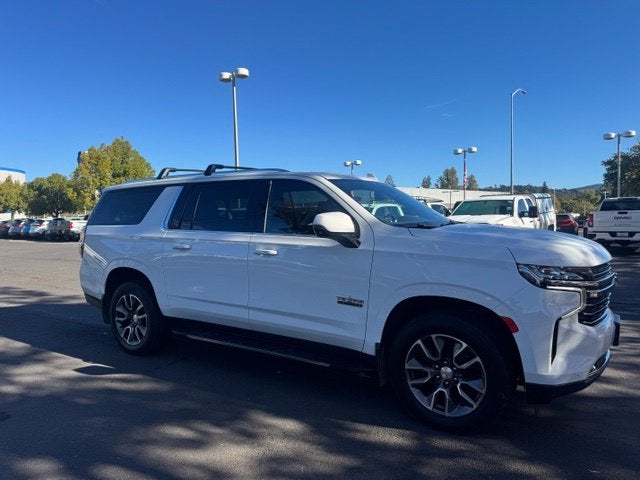 2022 Chevrolet Suburban LT