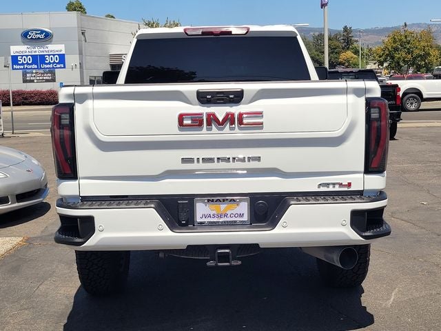 2025 GMC Sierra 2500HD AT4