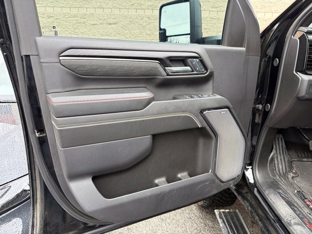 2025 GMC Sierra 2500HD AT4X