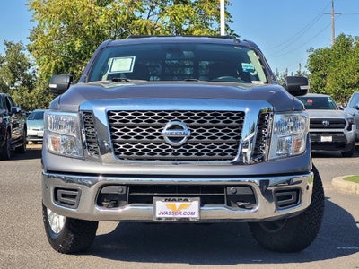 2018 Nissan Titan SV