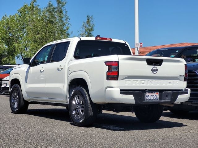 2025 Nissan Frontier SV