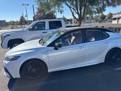 2021 Toyota Camry Hybrid XSE