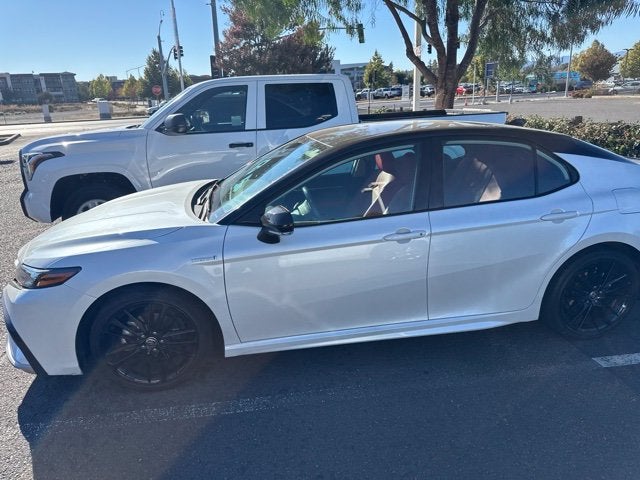 2021 Toyota Camry Hybrid XSE