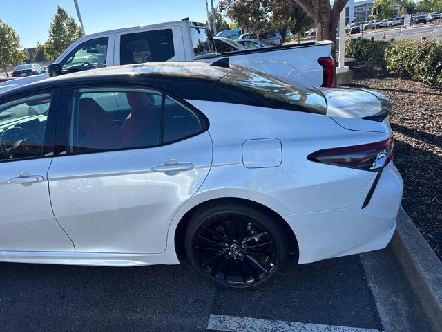 2021 Toyota Camry Hybrid XSE