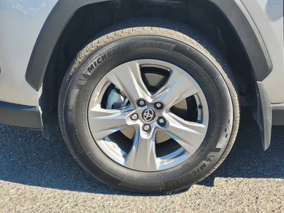 2023 Toyota RAV4 Hybrid XLE
