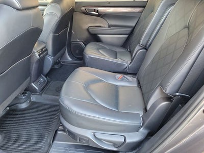 2021 Toyota Highlander Platinum