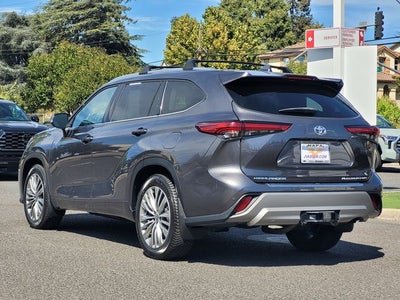 2021 Toyota Highlander Platinum