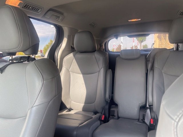 2021 Toyota Sienna XLE 8 Passenger