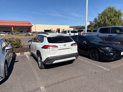 2024 Toyota Corolla Cross LE