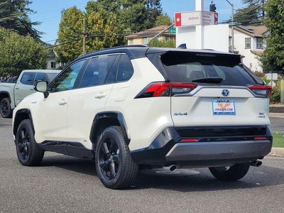 2020 Toyota RAV4 Hybrid XSE