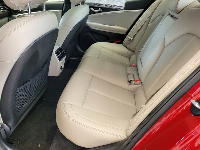 2023 GENESIS G70 Standard - Photo 18