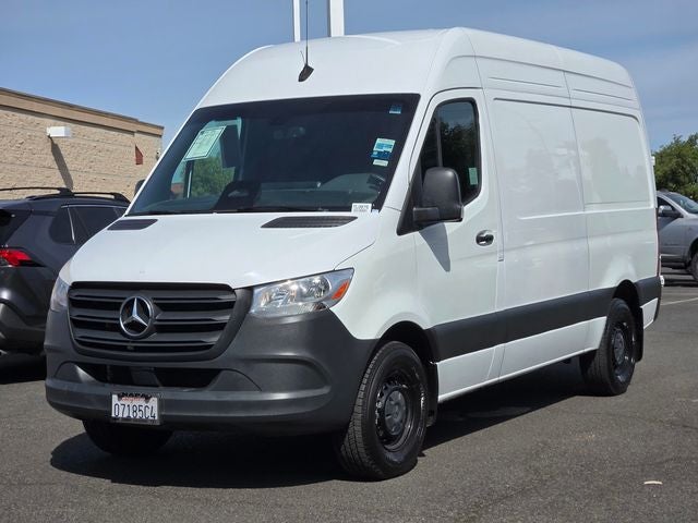 2025 Mercedes-Benz Sprinter 2500 Cargo 144 WB