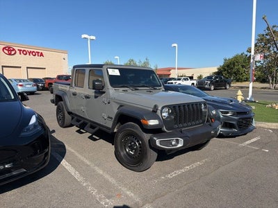2023 Jeep Gladiator Sport