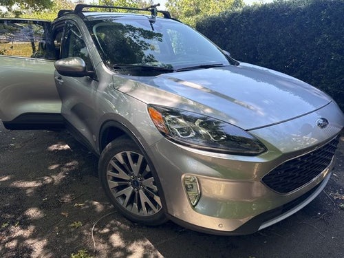 2022 Ford Escape Hybrid Titanium
