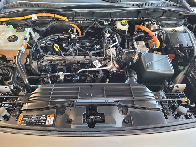 2022 Ford Escape Hybrid Titanium