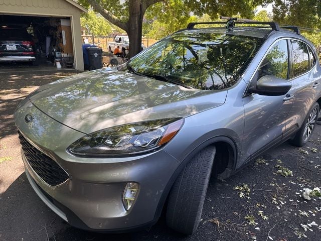 2022 Ford Escape Hybrid Titanium
