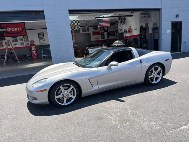 2005 Chevrolet Corvette Base