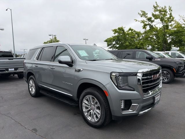 2023 GMC Yukon 4WD SLT's photo