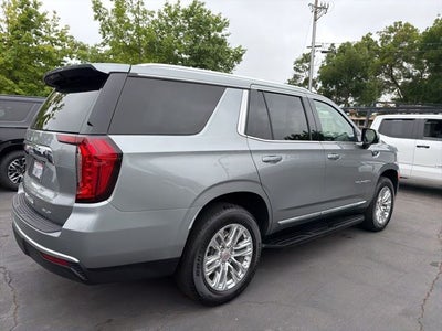 2023 GMC Yukon SLT w/ Captain Chairs