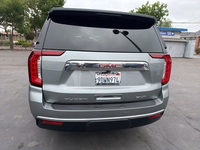 2023 GMC Yukon SLT w/ Captain Chairs