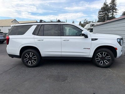 2023 GMC Yukon AT4