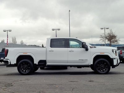 2025 GMC Sierra 2500HD AT4