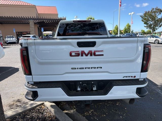 2025 GMC Sierra 2500HD AT4