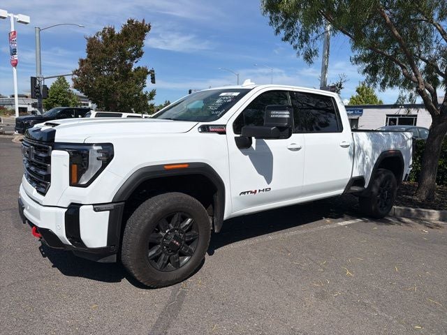 2025 GMC Sierra 2500HD AT4