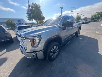 2025 GMC Sierra 2500HD Denali