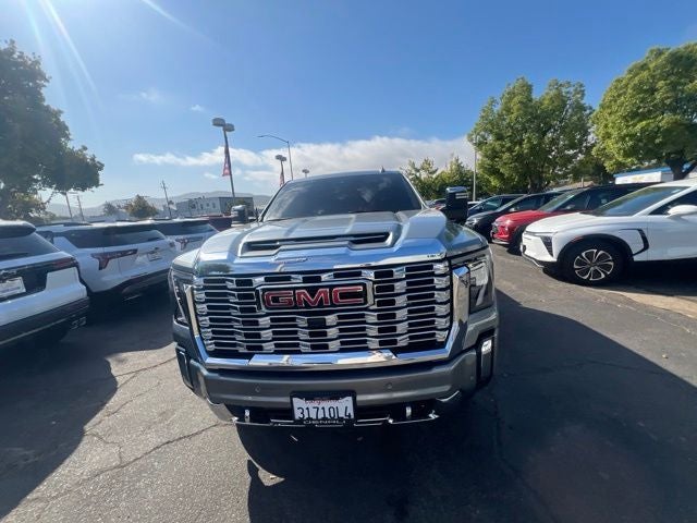 2025 GMC Sierra 2500HD Denali