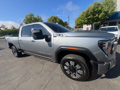 2025 GMC Sierra 2500HD Denali