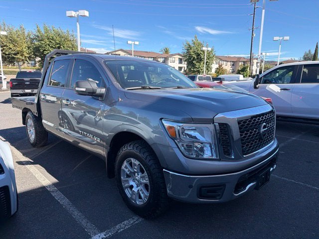 2018 Nissan Titan SV