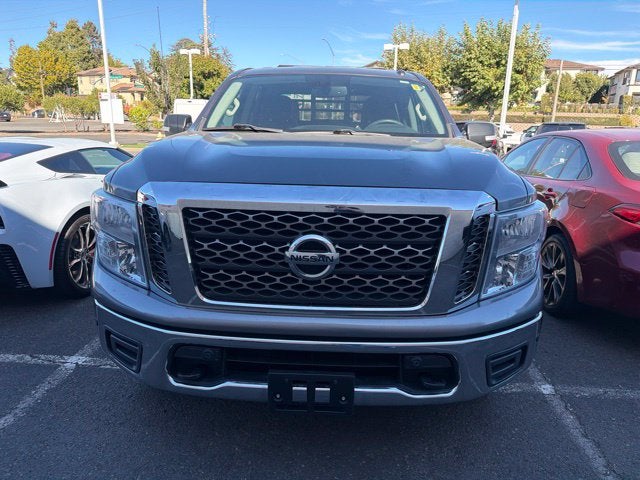 2018 Nissan Titan SV
