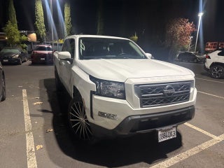 2022 Nissan Frontier SV