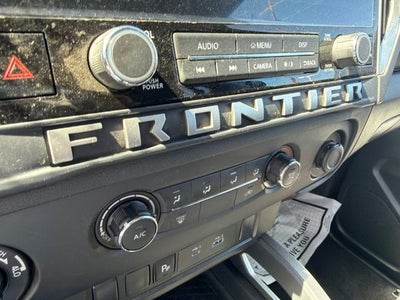 2025 Nissan Frontier SV