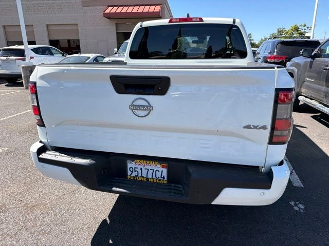2025 Nissan Frontier SV
