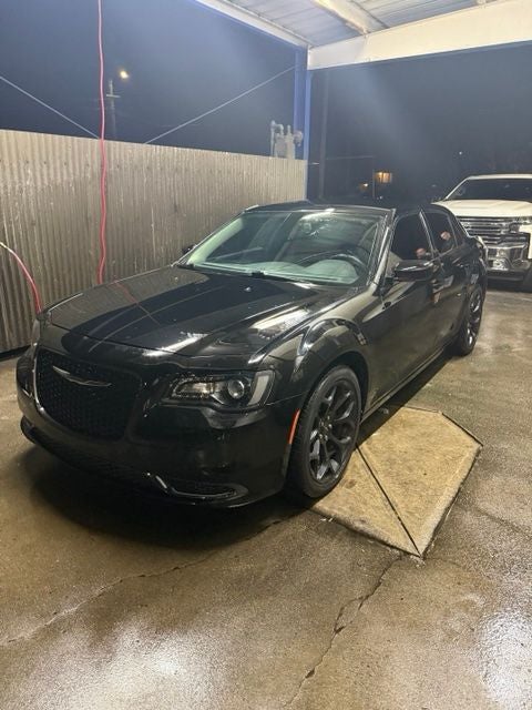 2019 Chrysler 300 Touring