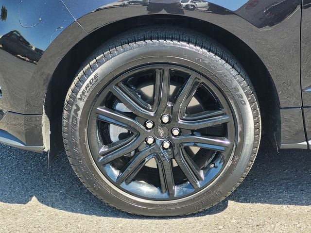 2022 Ford Edge ST Line