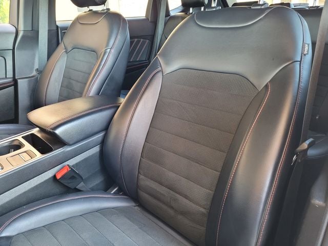 2022 Ford Edge ST Line