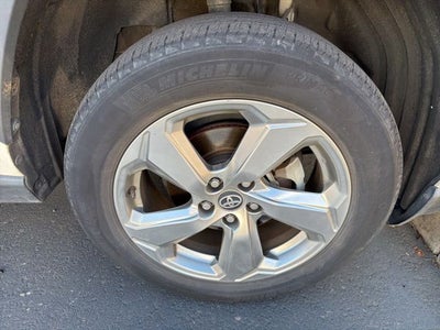 2021 Toyota RAV4 Hybrid XLE Premium