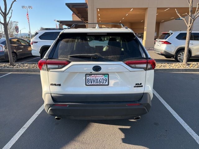 2021 Toyota RAV4 Hybrid XLE Premium