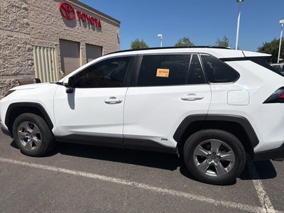 2024 Toyota RAV4 Hybrid XLE