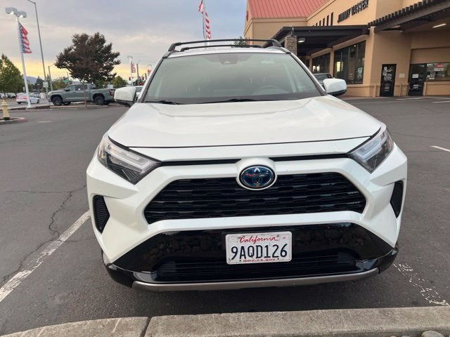 2022 Toyota RAV4 Hybrid SE