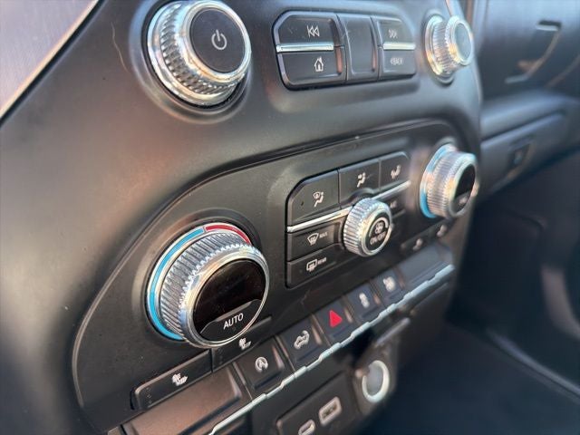 2020 GMC Sierra 1500 SLE