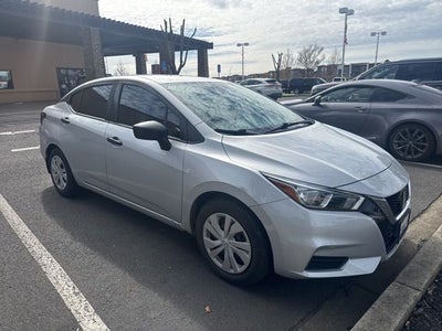 2021 Nissan Versa 1.6 S