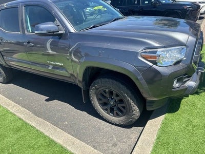 2022 Toyota Tacoma SR5 V6