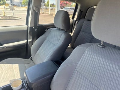 2022 Toyota Tacoma SR5 V6