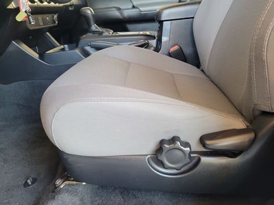 2018 Toyota Tacoma SR V6