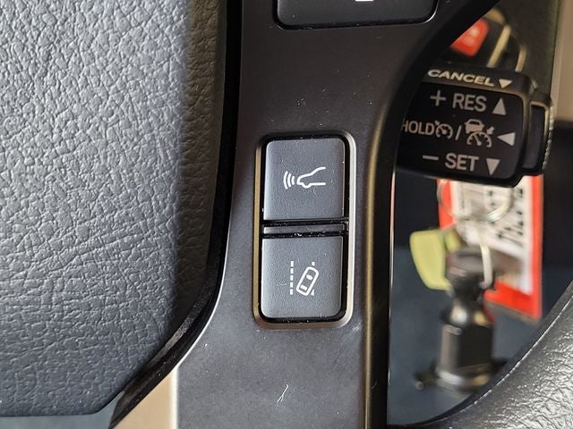 2018 Toyota Tacoma SR V6